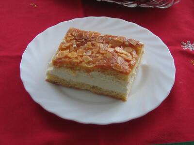 Биненштих (bienenstich)
