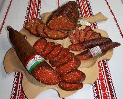 Чабайская колбаса (csabai kolbász)