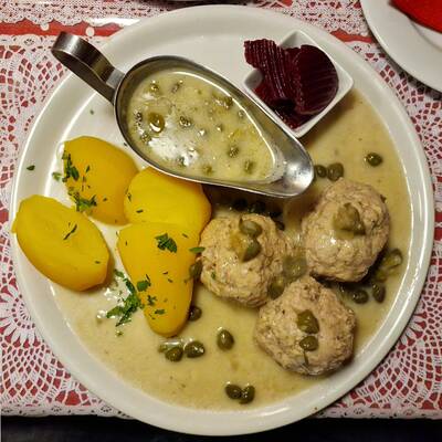Кёнигсбергские клопсы (königsberger klopse)