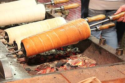 Кюртёшкалач (kürtőskalács)