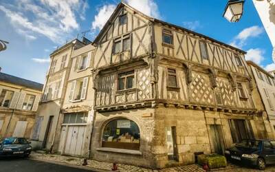��� (��������)  (maison)