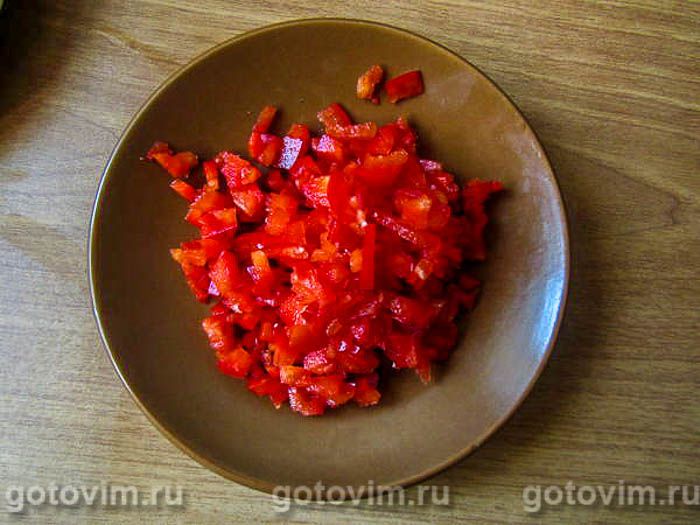 Фотографии рецепта Адыгейский сыр с перцем и зеленью в домашних условиях, 02 Адыгейский сыр с перцем и зеленью в домашних условиях, Шаг 02