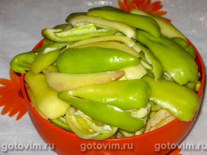 Фотографии рецепта Аджика с хреном и сладким перцем, 02 Аджика с хреном и сладким перцем, Шаг 02