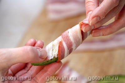 Фотографии рецепта Закуска из авокадо в беконе, 03 Закуска из авокадо в беконе, Шаг 03