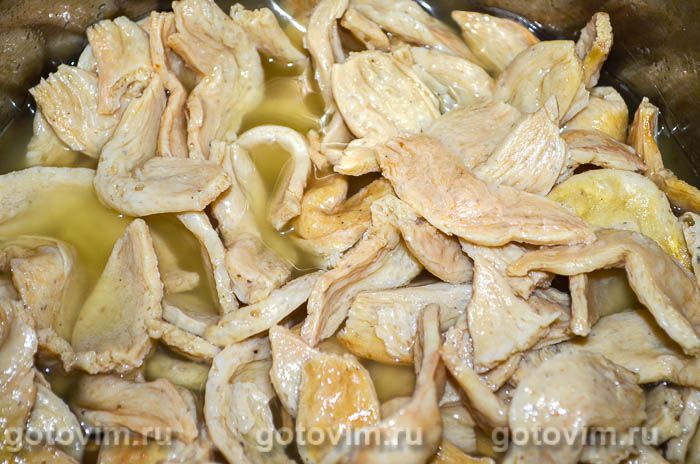 Фотографии рецепта Бефстроганов из соевого мяса, 02 Бефстроганов из соевого мяса, Шаг 02