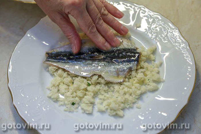 Фотографии рецепта Беломорская сельдь, запеченная в панировке из хлебных крошек, 06 Беломорская сельдь, запеченная в панировке из хлебных крошек, Шаг 06