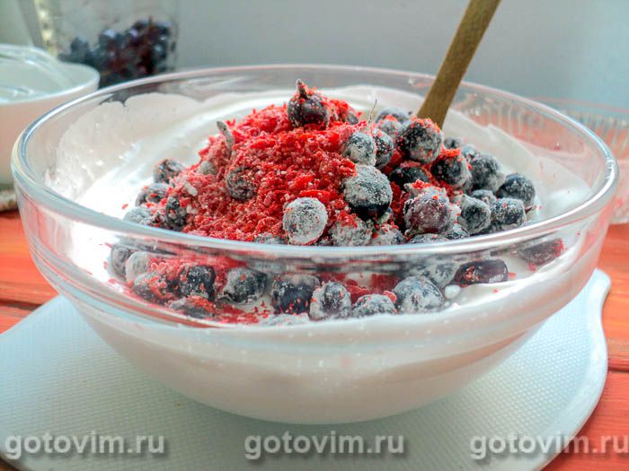Фотографии рецепта Безе со смородиной и кокосовой стружкой, 05 Безе со смородиной и кокосовой стружкой, Шаг 05