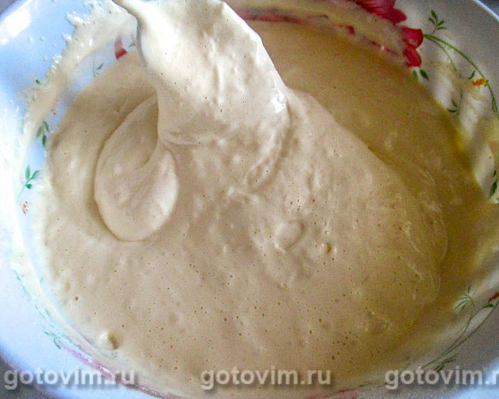 Фотографии рецепта Бисквитный рулет со сливочным кремом, 03 Бисквитный рулет со сливочным кремом, Шаг 03