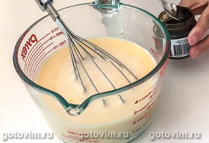 Фотографии рецепта Шоколадный бисквитный торт карамельным муссом, 02 Шоколадный бисквитный торт карамельным муссом, Шаг 02