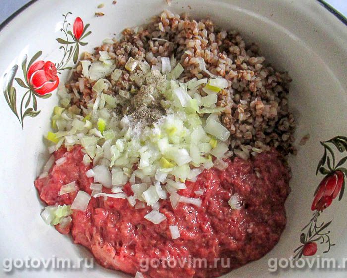 Фотографии рецепта Биточки из куриного фарша с гречкой и сыром в мультиварке, 01 Биточки из куриного фарша с гречкой и сыром в мультиварке, Шаг 01