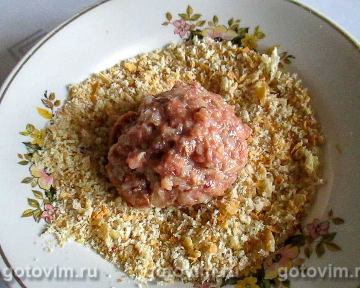 Фотографии рецепта Биточки из куриного фарша с гречкой и сыром в мультиварке, 03 Биточки из куриного фарша с гречкой и сыром в мультиварке, Шаг 03