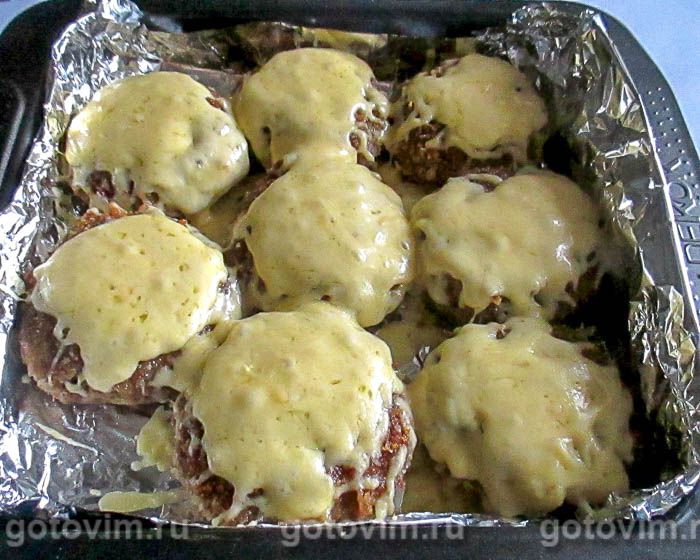 Фотографии рецепта Биточки из куриного фарша с гречкой и сыром в мультиварке, 07 Биточки из куриного фарша с гречкой и сыром в мультиварке, Шаг 07