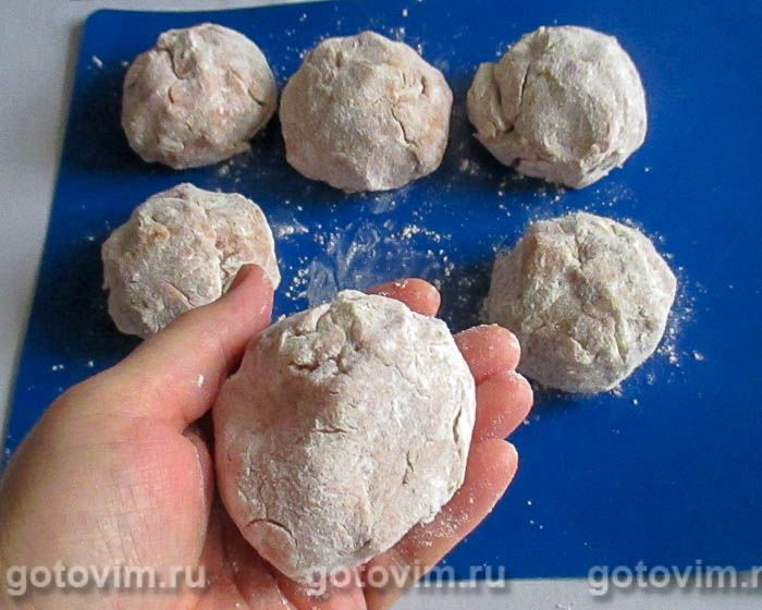 Фотографии рецепта Биточки куриные с манкой в мультиварке, 03 Биточки куриные с манкой в мультиварке, Шаг 03