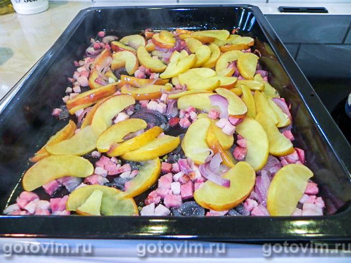 Фотографии рецепта Блин с грудинкой, яблоками и тимьяном в духовке, 03 Блин с грудинкой, яблоками и тимьяном в духовке, Шаг 03