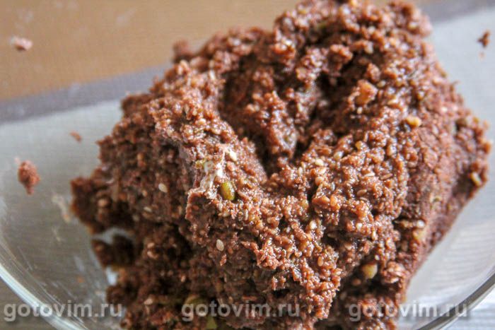 Фотографии рецепта Натуральные конфеты из чечевицы с орехами и кунжутом, 08 Натуральные конфеты из чечевицы с орехами и кунжутом, Шаг 08