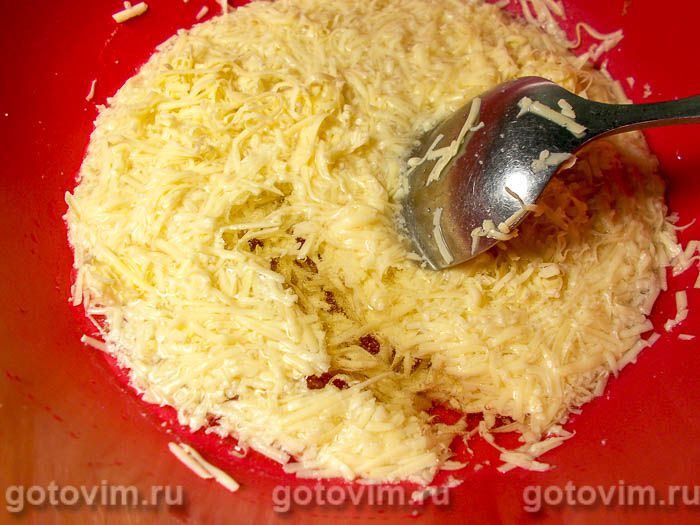 Фотографии рецепта Сырное печенье на рассоле, 02 Сырное печенье на рассоле, Шаг 02