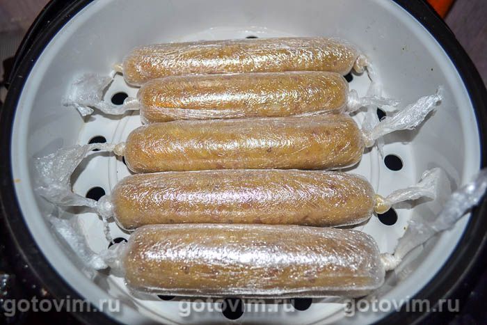 Фотографии рецепта Сосиски из куриного фарша и картофеля (в пленке), 07 Сосиски из куриного фарша и картофеля (в пленке), Шаг 07
