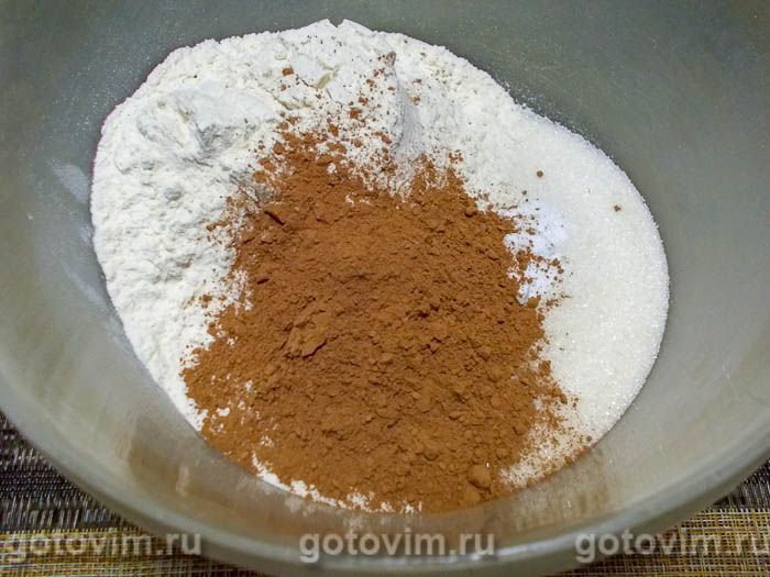 Фотографии рецепта Шоколадный торт на кипятке в мультиварке, 01 Шоколадный торт на кипятке в мультиварке, Шаг 01