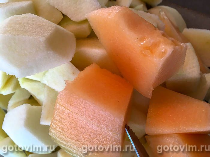 Фотографии рецепта Джем из яблок с дыней, имбирем и сушеными апельсинами, 01 Джем из яблок с дыней, имбирем и сушеными апельсинами, Шаг 01