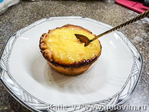   - (Hong Kong Style Egg Tarts).  