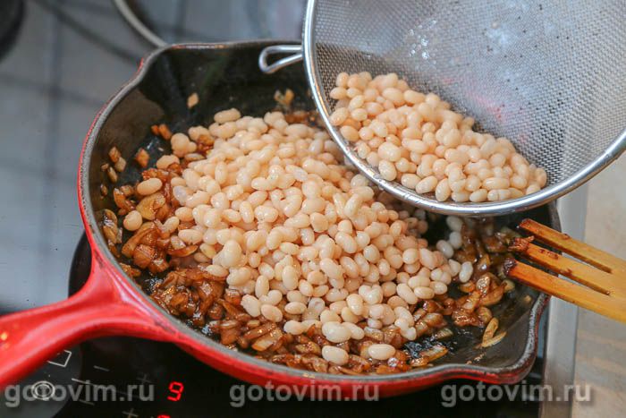 Фотографии рецепта Жареная фасоль с луком, 04 Жареная фасоль с луком, Шаг 04