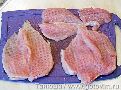 Фотографии рецепта Фруктовая курица (куриные грудки с сухофруктами и яблоками), 01 Фруктовая курица (куриные грудки с сухофруктами и яблоками), Шаг 01