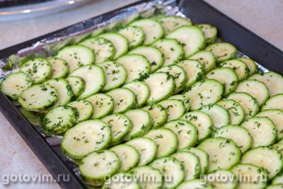 Фотографии рецепта Форель, запеченная с масляной корочкой и кабачками, 02 Форель, запеченная с масляной корочкой и кабачками, Шаг 02