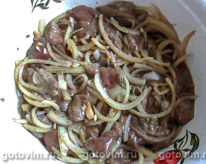 Фотографии рецепта Лапша фунчоза с маринованной куриной печёнкой и луком, 03 Лапша фунчоза с маринованной куриной печёнкой и луком, Шаг 03
