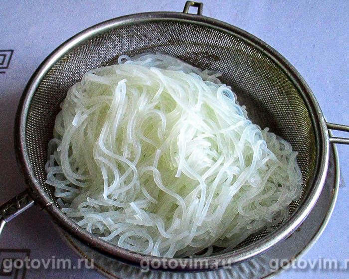 Фотографии рецепта Лапша фунчоза с маринованной куриной печёнкой и луком, 05 Лапша фунчоза с маринованной куриной печёнкой и луком, Шаг 05