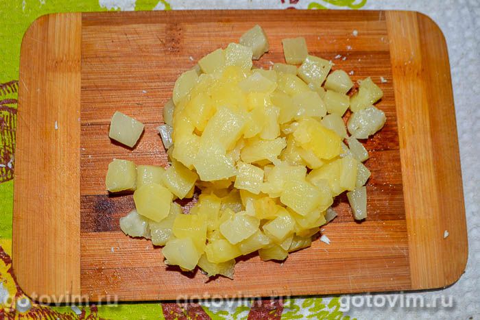 Фотографии рецепта Гавайский салат из курицы с ананасами без майонеза, 05 Гавайский салат из курицы с ананасами без майонеза, Шаг 05