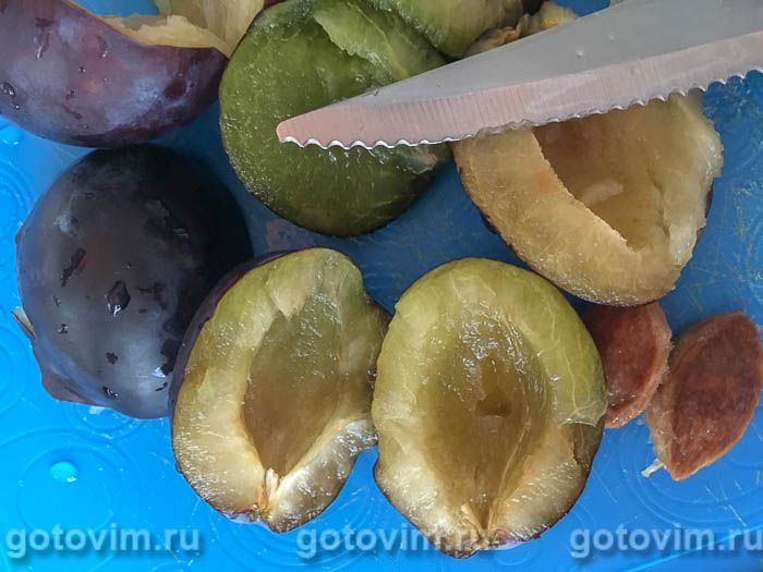Фотографии рецепта Говяжье жаркое с овощами и сливами, 02 Говяжье жаркое с овощами и сливами, Шаг 02