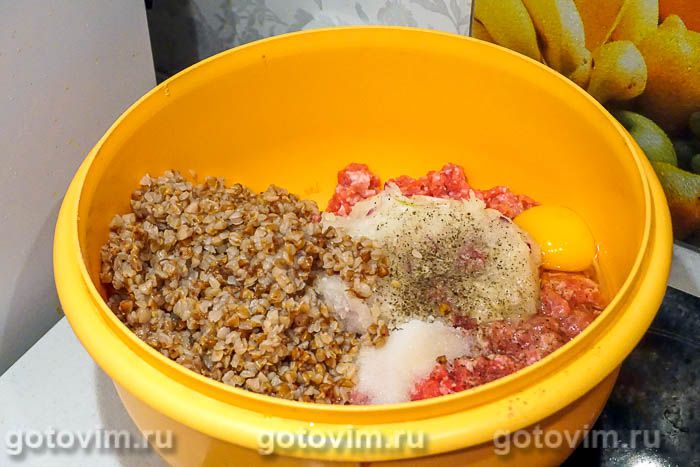 Фотографии рецепта Гречаники с фаршем в сметанном соусе, 03 Гречаники с фаршем в сметанном соусе, Шаг 03