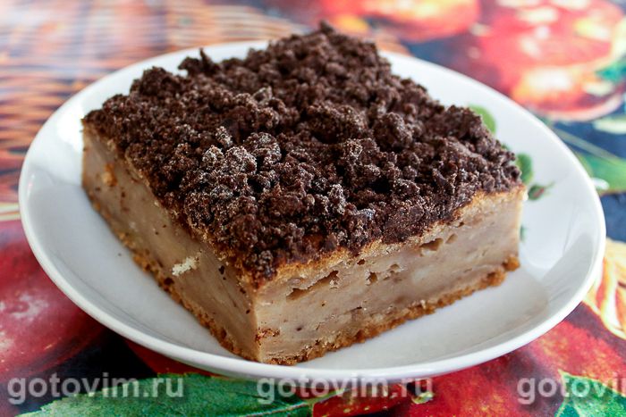Пирог с грушами и шоколадной крошкой штрейзель. Фотография рецепта
