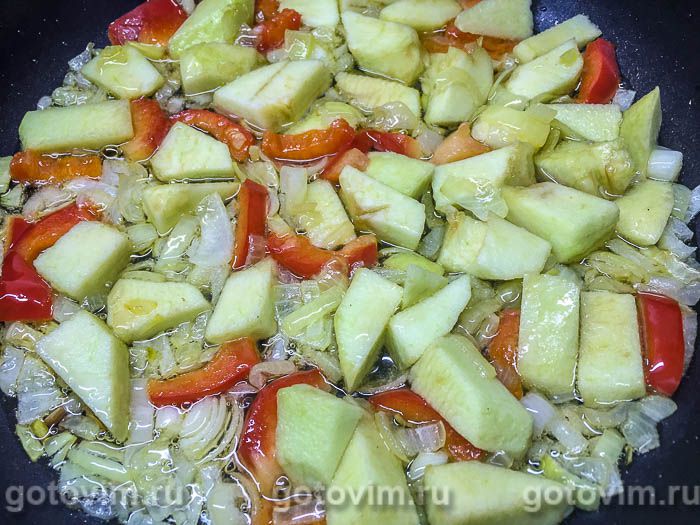 Фотографии рецепта Гусиная печень с яблоками и овощами, тушенная в белом вине, 04 Гусиная печень с яблоками и овощами, тушенная в белом вине, Шаг 04