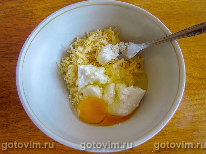 Фотографии рецепта Хачапури с творогом и сыром на сковороде, 02 Хачапури с творогом и сыром на сковороде, Шаг 02