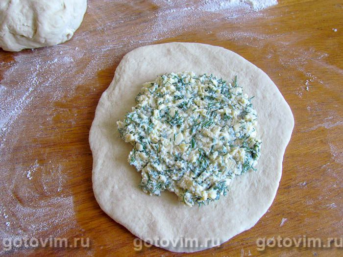 Фотографии рецепта Хачапури с творогом и сыром на сковороде, 04 Хачапури с творогом и сыром на сковороде, Шаг 04