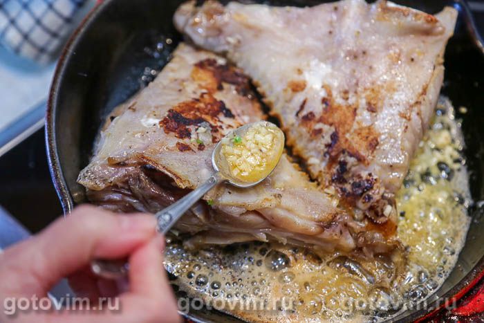Фотографии рецепта Камбала калкан, жаренная кусочками в сливочном масле, 09 Камбала калкан, жаренная кусочками в сливочном масле, Шаг 09
