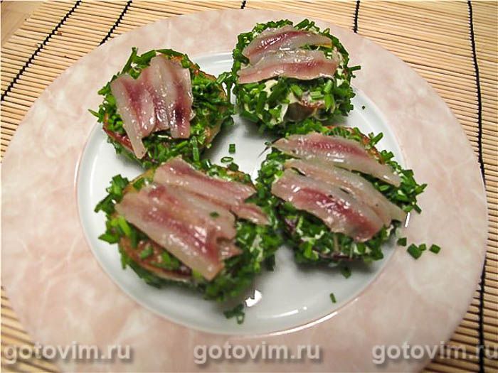 Фотографии рецепта Канапе с картофелем и килькой, 05 Канапе с картофелем и килькой, Шаг 05
