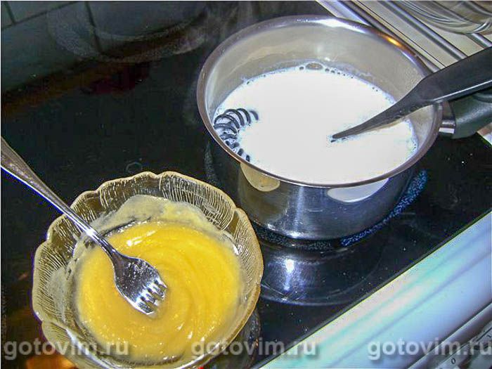 Фотографии рецепта Каннелони со шпинатом и рикоттой под соусом с горгонзолой, 03 Каннелони со шпинатом и рикоттой под соусом с горгонзолой, Шаг 03