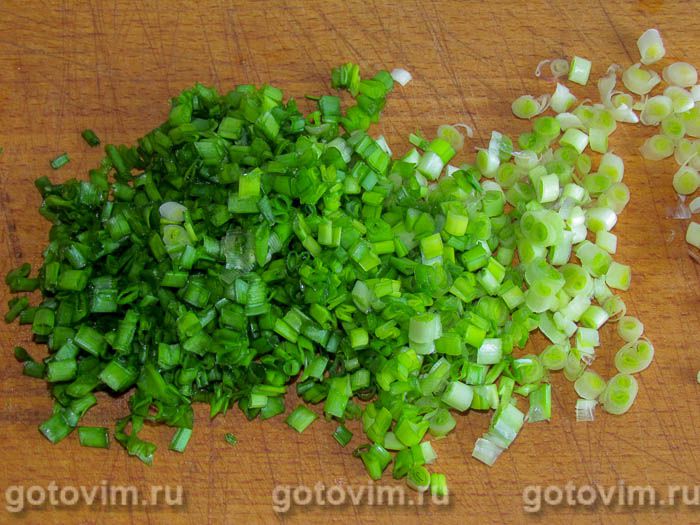 Фотографии рецепта Картофельные крокеты с начинкой из шпрот, яйца и зеленого лука, 01 Картофельные крокеты с начинкой из шпрот, яйца и зеленого лука, Шаг 01