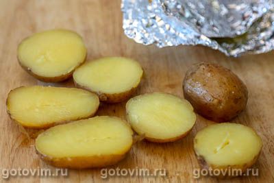 Фотографии рецепта Картофель, фаршированный сыром и крабовыми палочками «Снежный краб» VIČI, 04 Картофель, фаршированный сыром и крабовыми палочками «Снежный краб» VIČI, Шаг 04