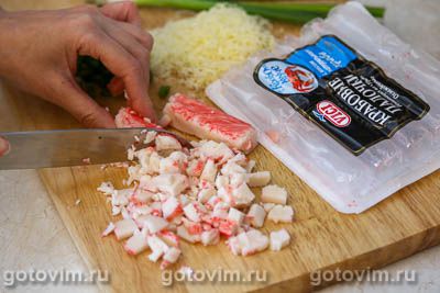 Фотографии рецепта Картофель, фаршированный сыром и крабовыми палочками «Снежный краб» VIČI, 05 Картофель, фаршированный сыром и крабовыми палочками «Снежный краб» VIČI, Шаг 05