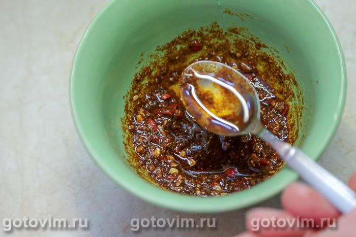 Фотографии рецепта Картофель в духовке, запеченный с чили, чесноком и пряностями, 04 Картофель в духовке, запеченный с чили, чесноком и пряностями, Шаг 04