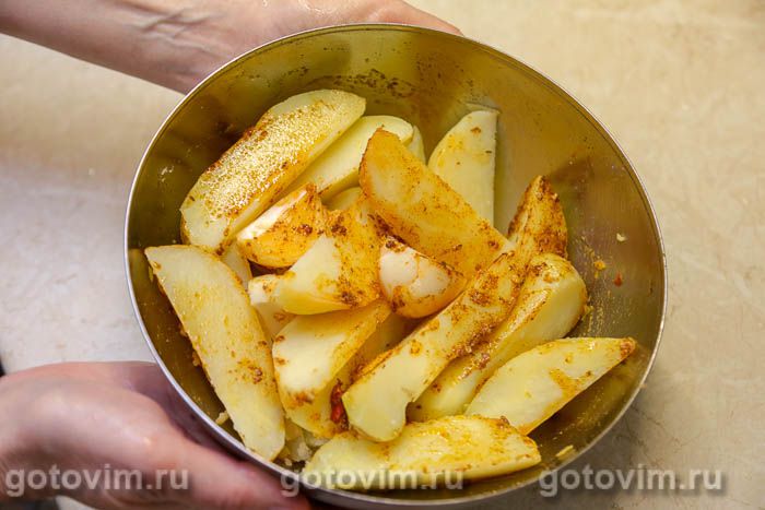 Фотографии рецепта Картофель в духовке, запеченный с чили, чесноком и пряностями, 06 Картофель в духовке, запеченный с чили, чесноком и пряностями, Шаг 06