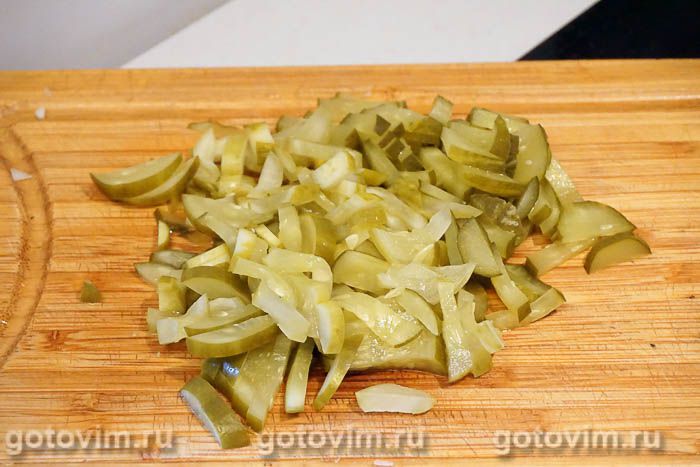 Фотографии рецепта Картофельная запеканка с мясным фаршем и маринованными огурцами, 03 Картофельная запеканка с мясным фаршем и маринованными огурцами, Шаг 03
