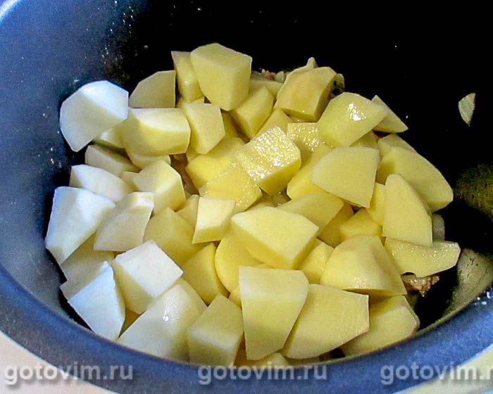Фотографии рецепта Картошка с куриным фаршем, запечённая в мультиварке, 03 Картошка с куриным фаршем, запечённая в мультиварке, Шаг 03