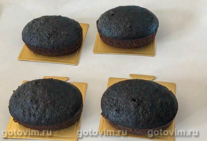 Фотографии рецепта Шоколадный кекс с шоколадной глазурью, 02 Шоколадный кекс с шоколадной глазурью, Шаг 02