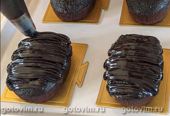 Фотографии рецепта Шоколадный кекс с шоколадной глазурью, 03 Шоколадный кекс с шоколадной глазурью, Шаг 03