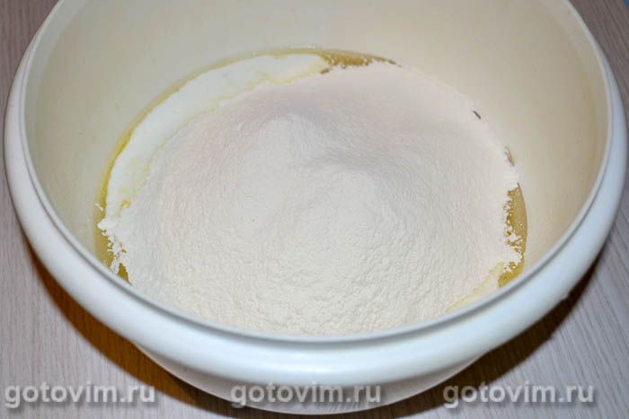 Фотографии рецепта Кексы с кунжутной халвой, 02 Кексы с кунжутной халвой, Шаг 02