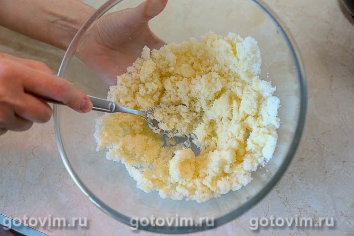 Фотографии рецепта Творожный кекс с клубникой, 01 Творожный кекс с клубникой, Шаг 01